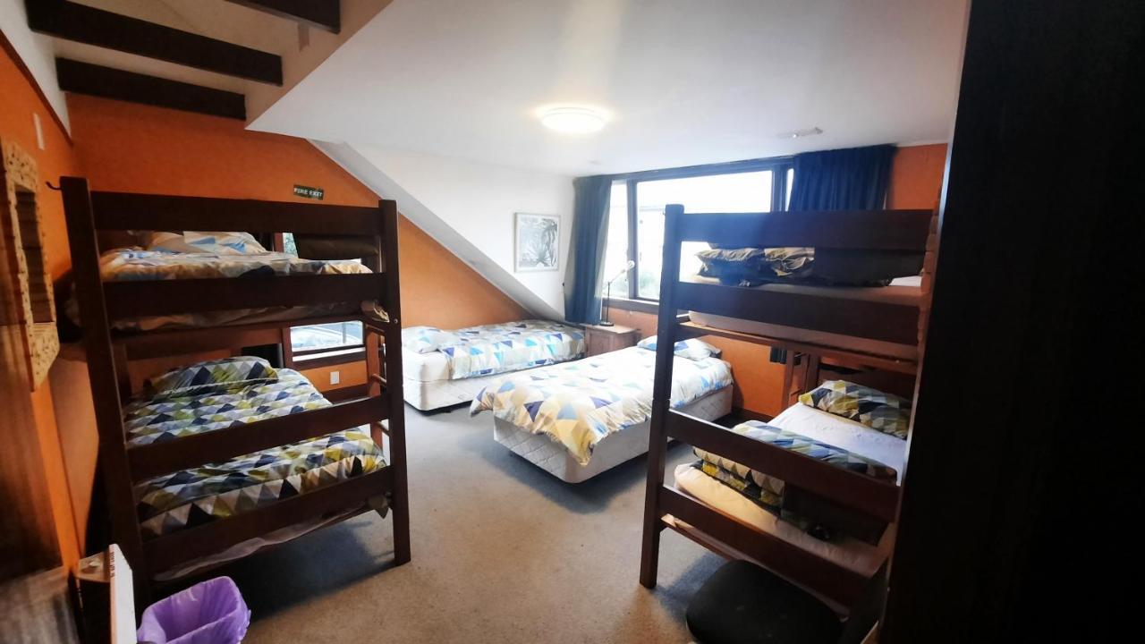 Manor House Backpackers Albergue Dunedin Exterior foto