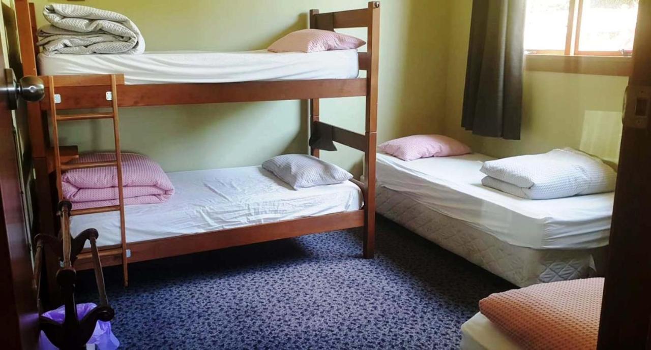 Manor House Backpackers Albergue Dunedin Exterior foto